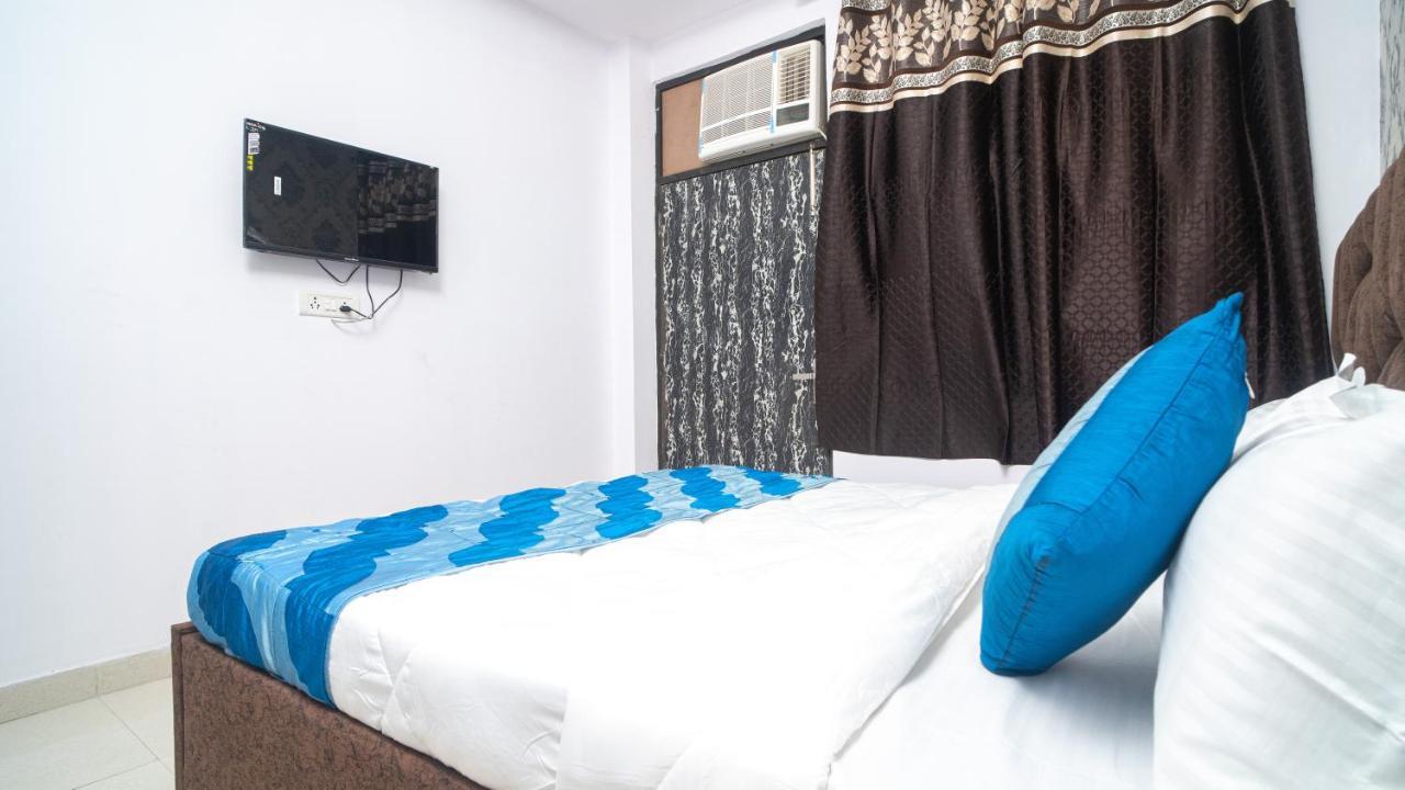 Hotel Gs International Couple Friendly At Delhi University Nové Dillí Exteriér fotografie